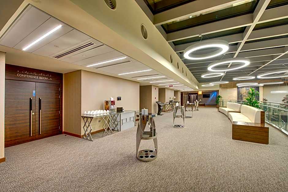 Remal Hotel & Villas Al Dhannah City