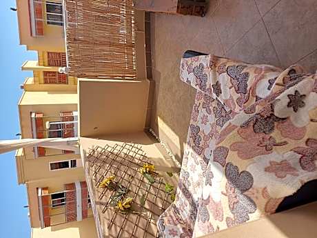 Cheap Studio, wifi free Adeje house