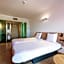 B&B Hotel Lully 3 Lakes