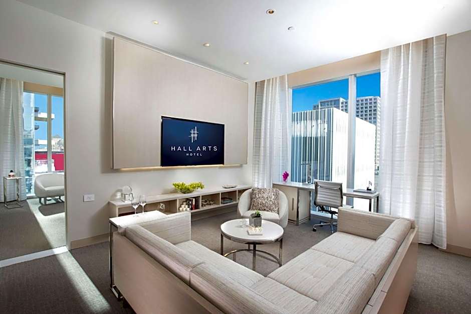 HALL Arts Hotel, Dallas, Autograph Collection