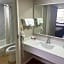 Super 8 by Wyndham Valdosta Mall