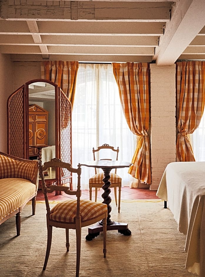 Hotel Peter and Paul