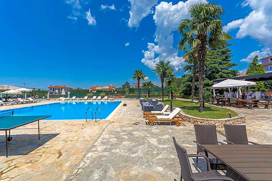 Villa Gloria 2