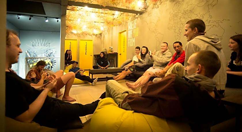 Traveller Bunker Hostel 1