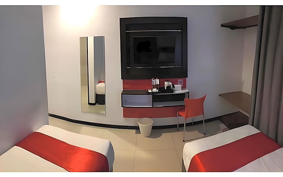 HOTEL SG17