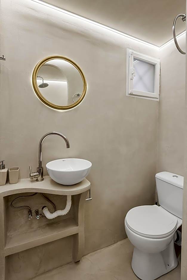 Vincenzo Harmony II- Rethymno old town