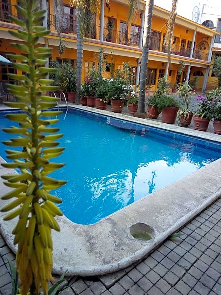 Hotel Plaza del Sol