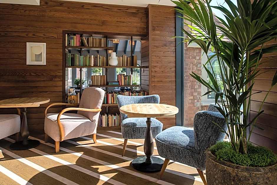 The Swan, Streatley, Berkshire