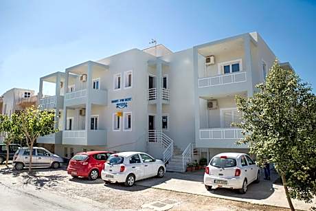 Revekka Rooms