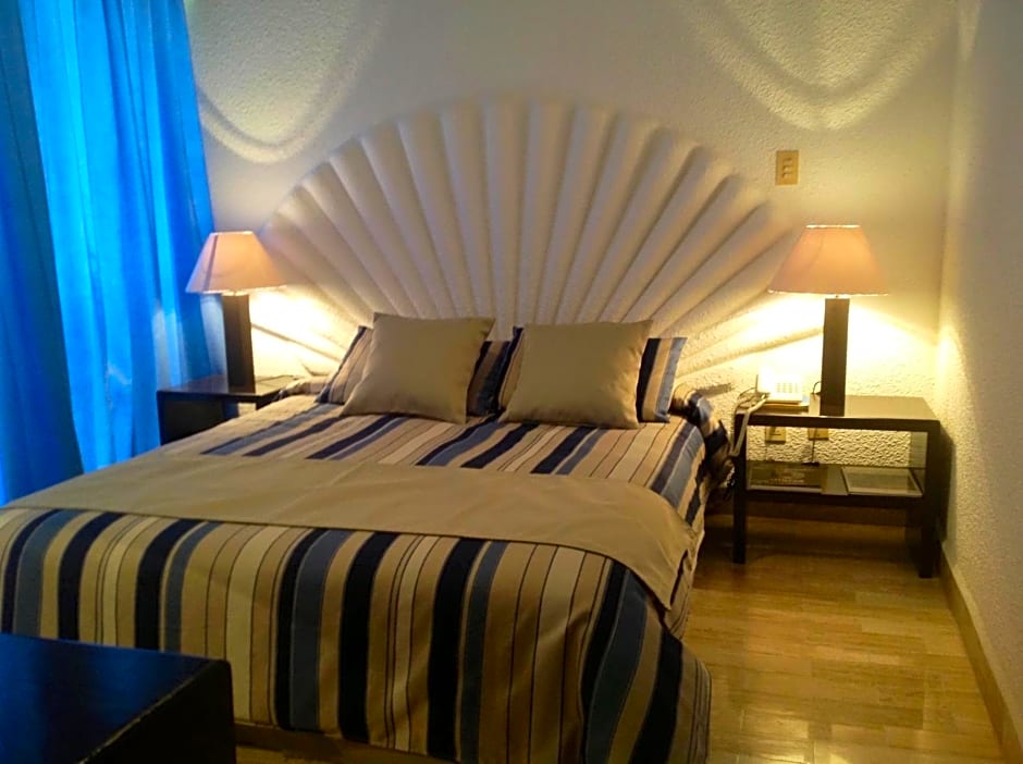 Ixtapa Palace