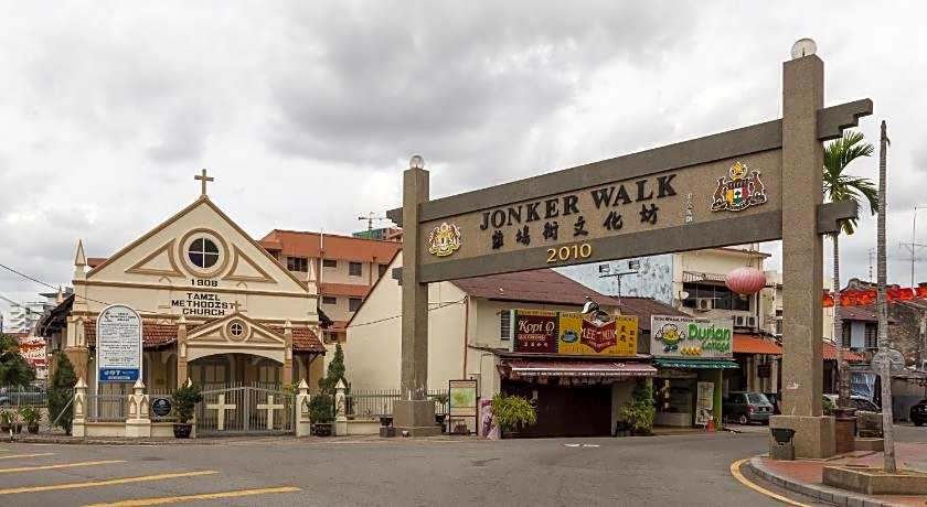 Hallmark Crown Hotel