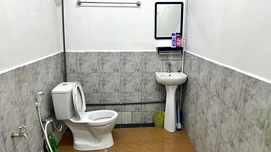 Jasmine Guesthouse Near Padang Besar Train Station