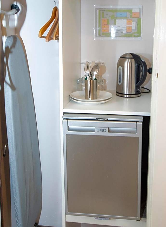 Rosebridge House Bed & Breakfast