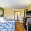 Motel 6 Forsyth, GA Tift College