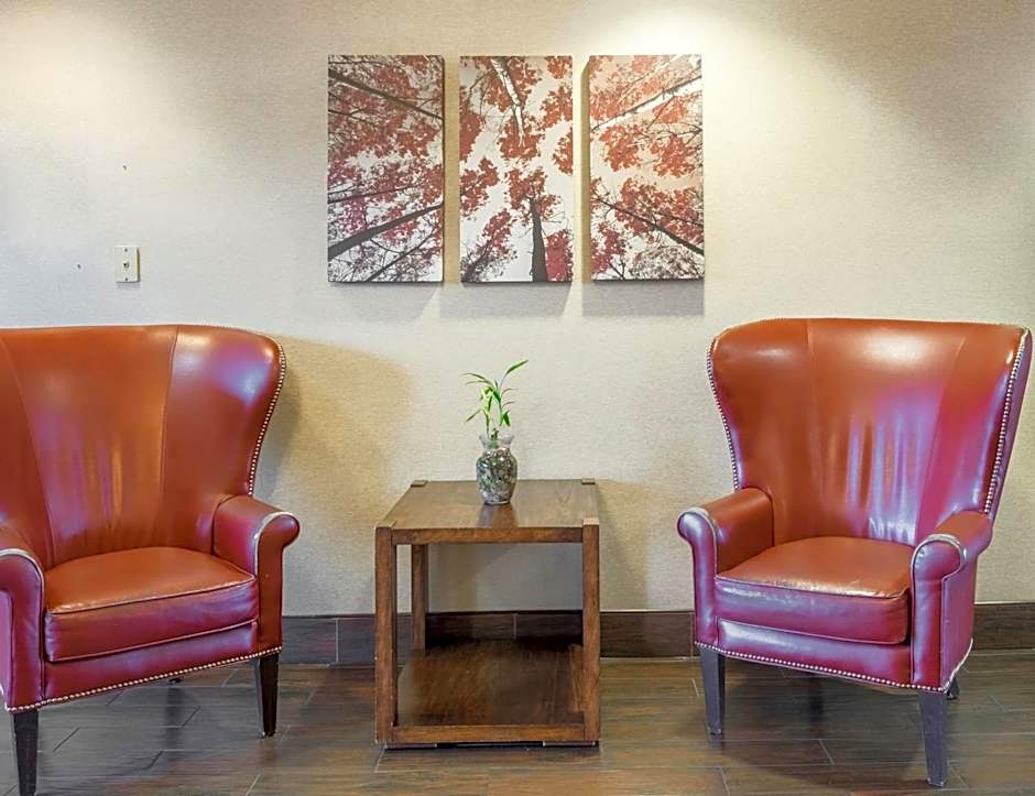 Red Roof Inn & Suites Dover Downtown