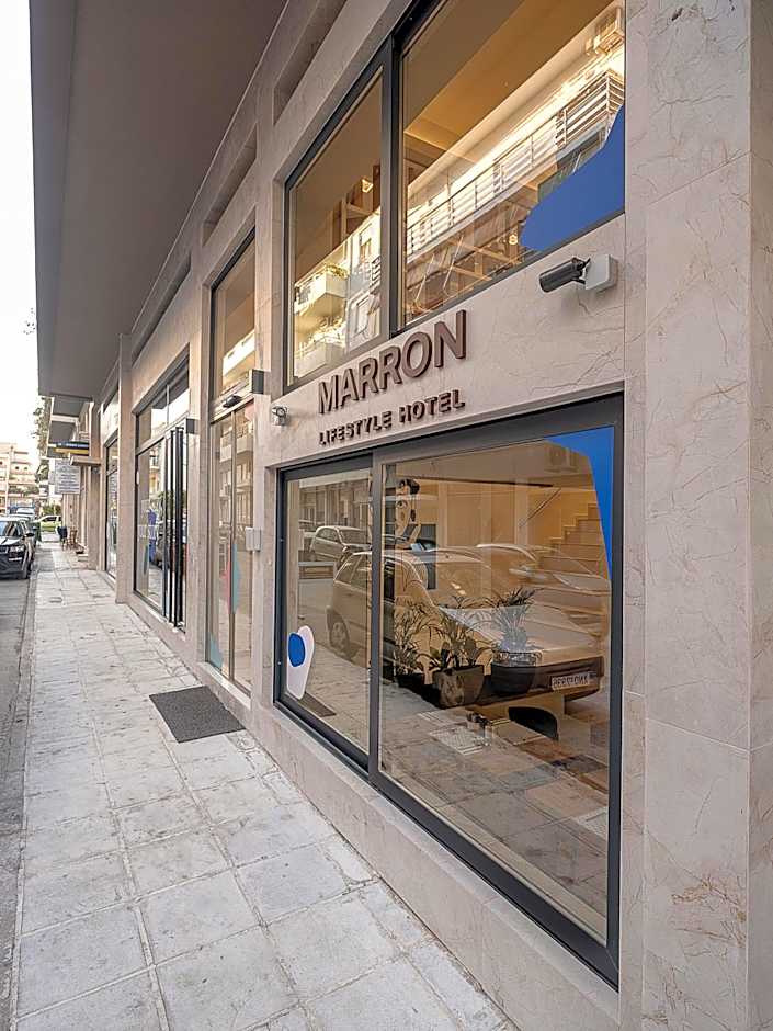 Miss Marrone City Hotel