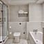 Bunratty Castle Hotel & Leisure Club, BW Premier Collection