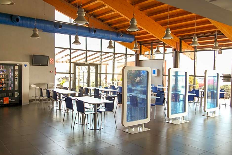 Ibis Budget Madrid Alcalá de Henares La Dehesa