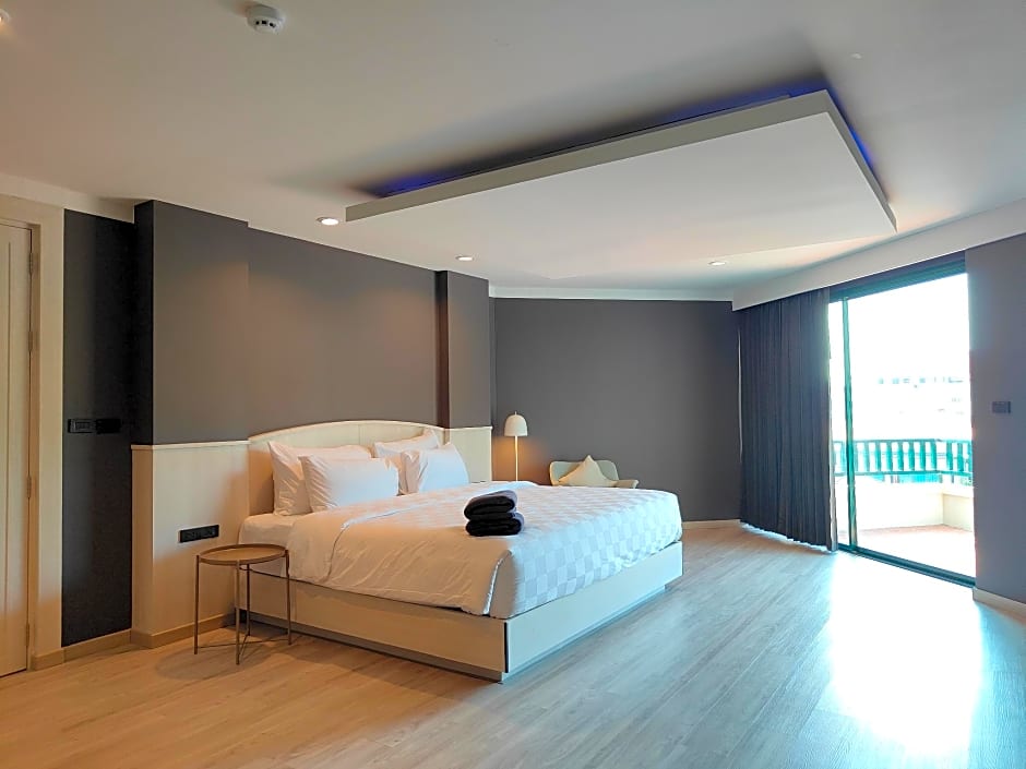 Solis Beach Hotel Rajamangala