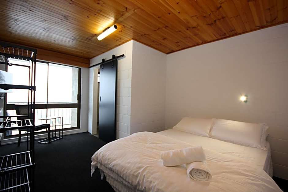 Lakeside Falls Creek