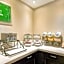Comfort Inn & Suites Calgary - University