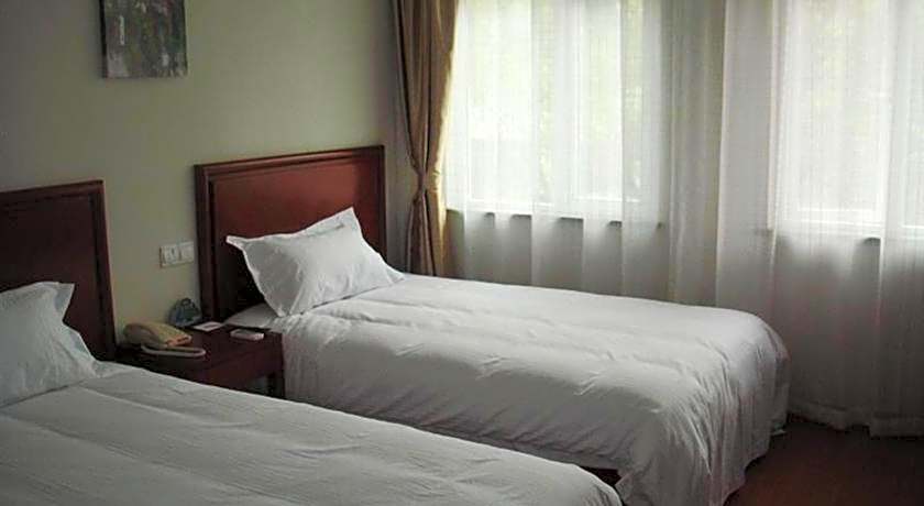 GreenTree Inn Suzhou Railway Station South Square Humble Administrator's Garden Business Hotel