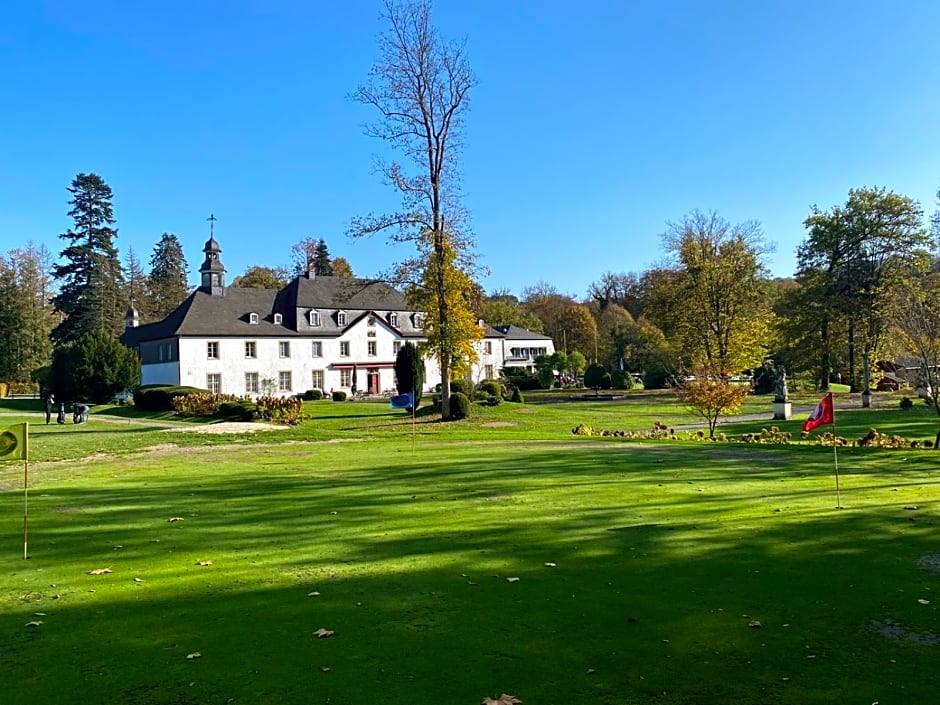 Schloss Auel Boutique Hotel & Design Golf Lodge