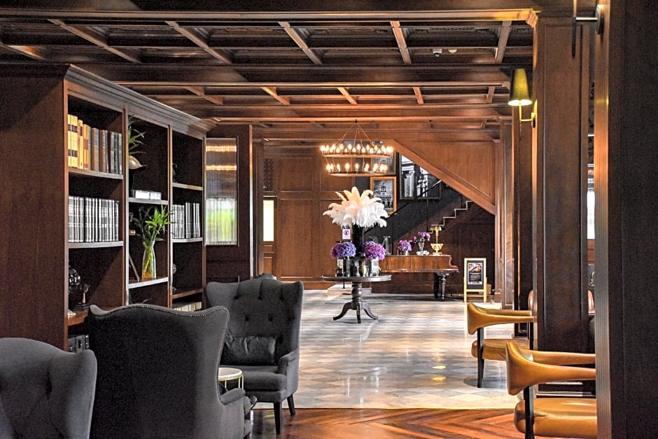 Metropole Bangkok (SHA Plus)