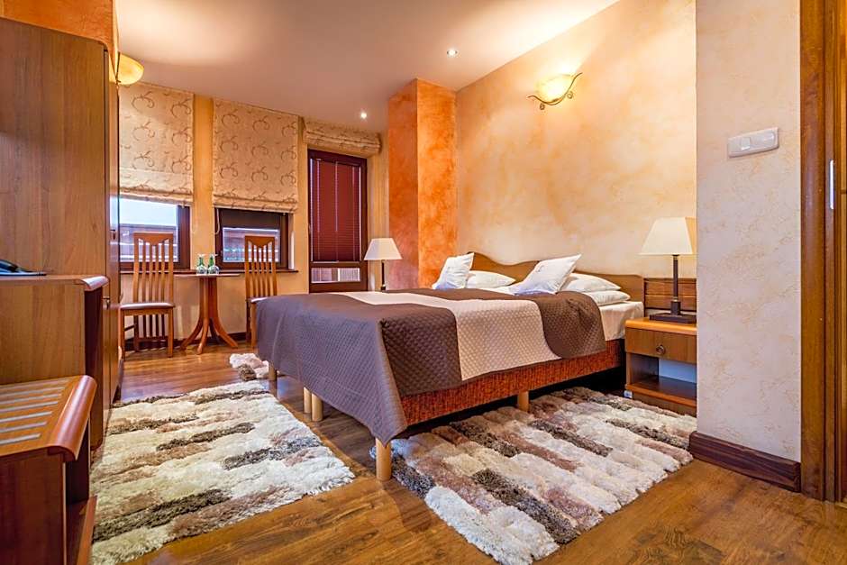 Hotel - Karczma Klimtówka