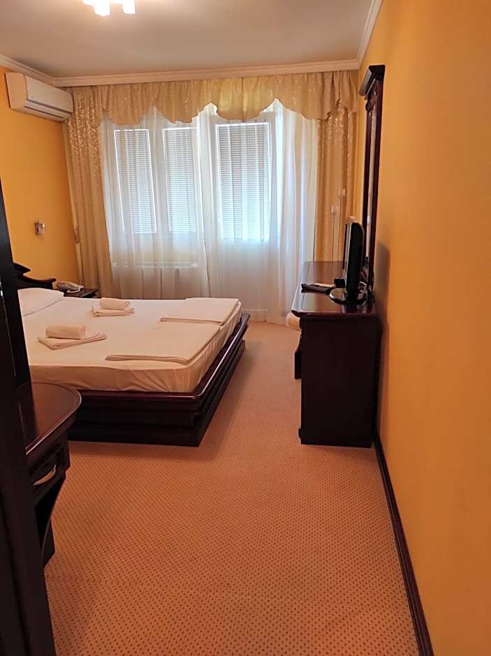 Hotel Mimoza
