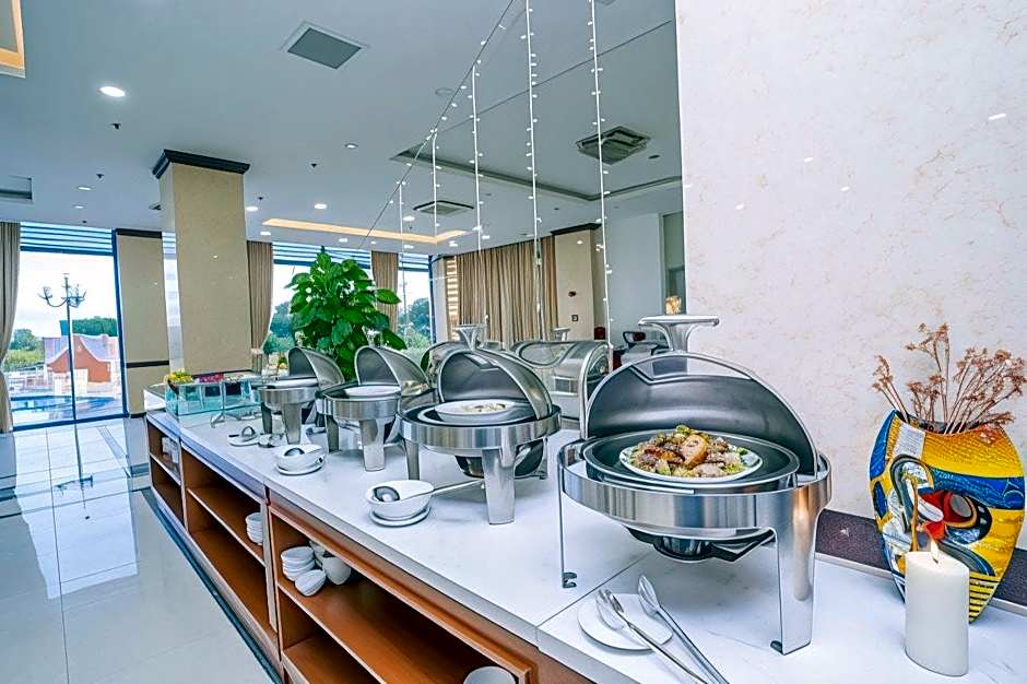 Navy Hotel Cam Ranh