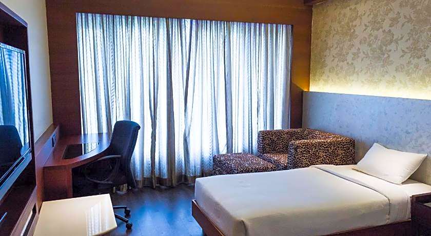 Diana Heights Luxury Hotel