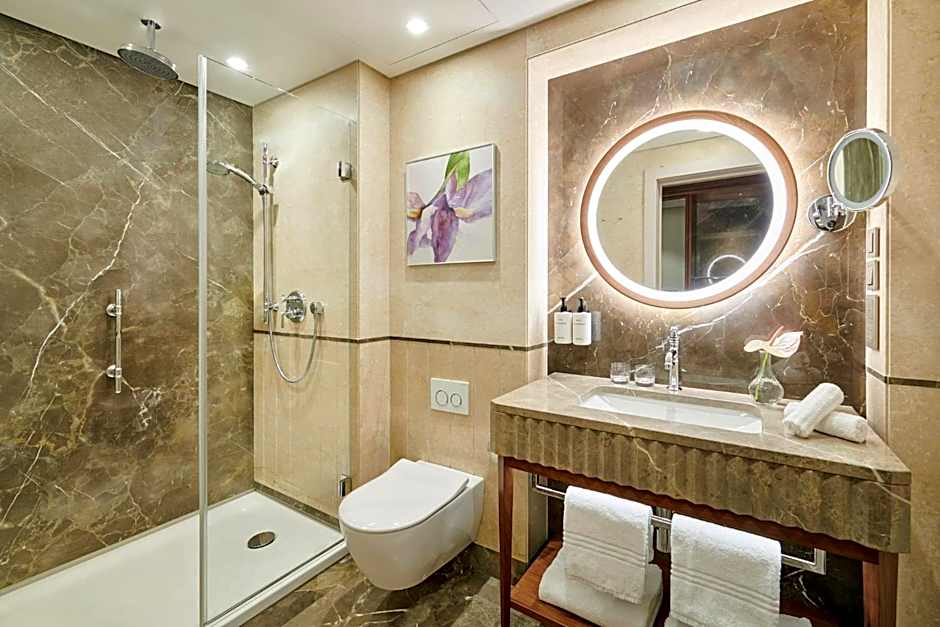 InterContinental Athenee Palace Bucharest By IHG