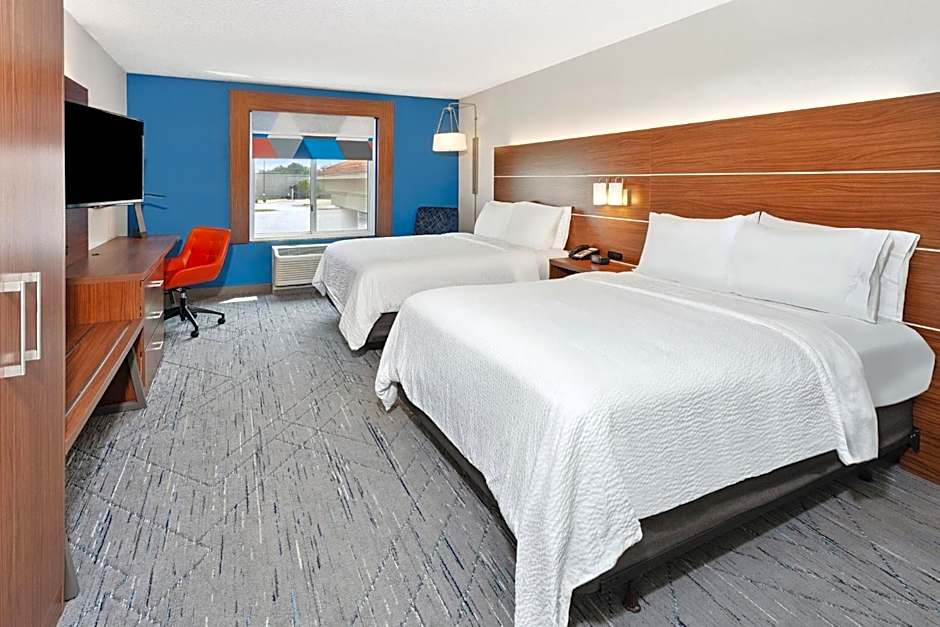 Holiday Inn Express Hotel & Suites Urbana-Champaign-U of I Area By IHG