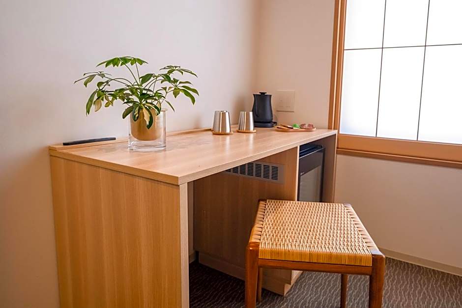 Wayfarer Shin – Kyoto, IL