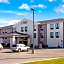 Comfort Suites South Haven Near I-96