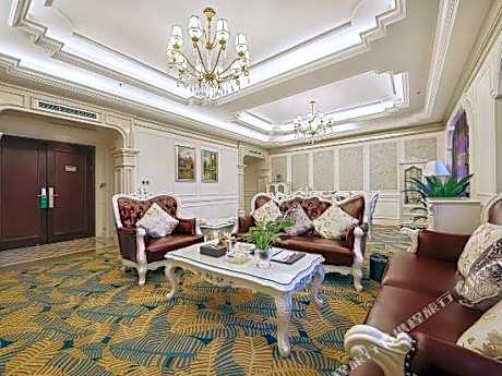 Celebrity City Hotel