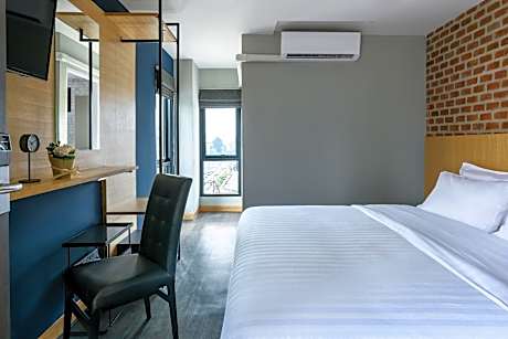 Triple Room with Bathroom