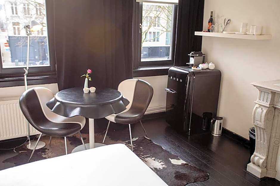Suites Feek – Antwerp, DC