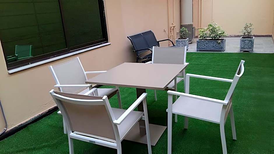 Serene Residence – Islamabad, OH
