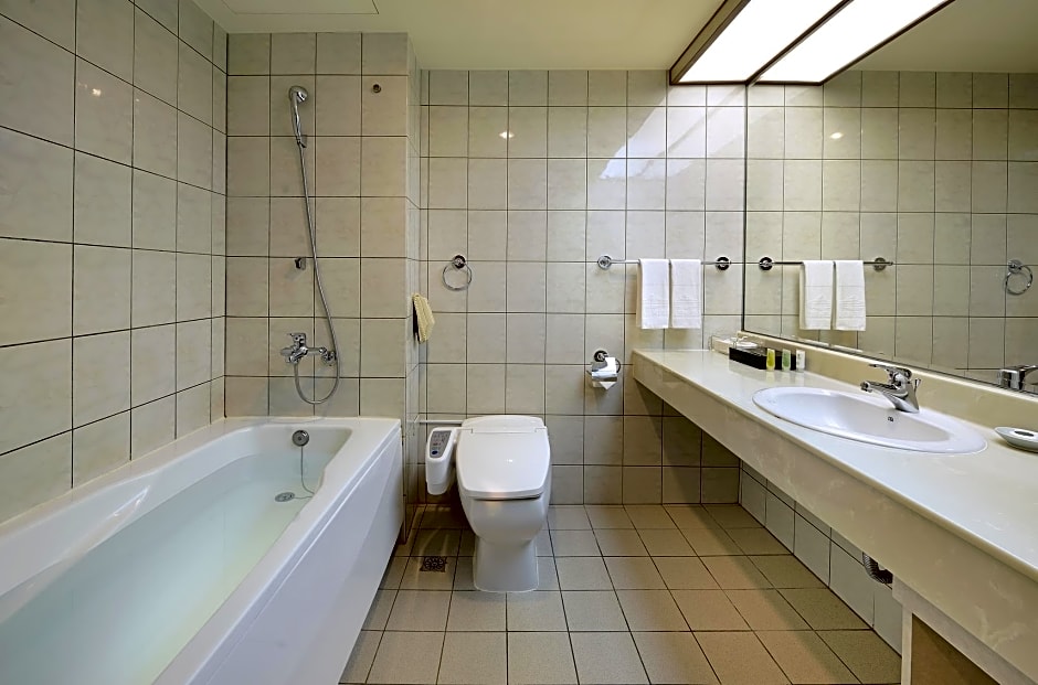 Jungli Le Midi Hotel