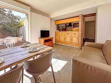 Two-Bedroom Apartment (6 Adults)