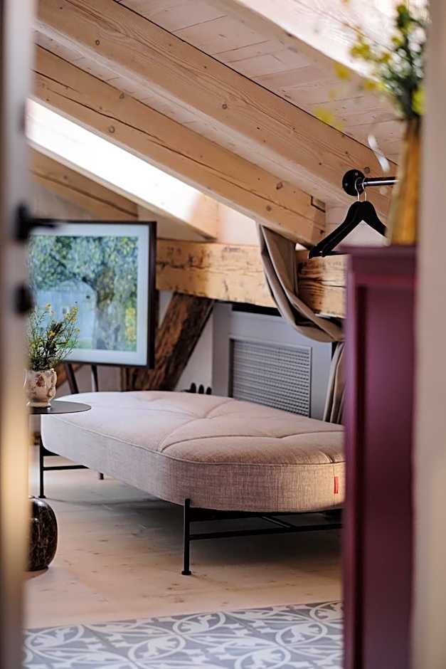 Monastery Garden Bistro & Rooms