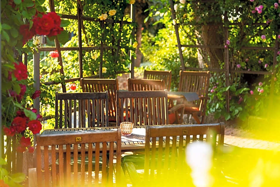 Hotel Bördehof, direkt an der A2 & A14, Restaurant, Tagung, individuell