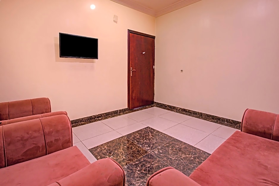 OYO 590 Diala Furnished Apartments