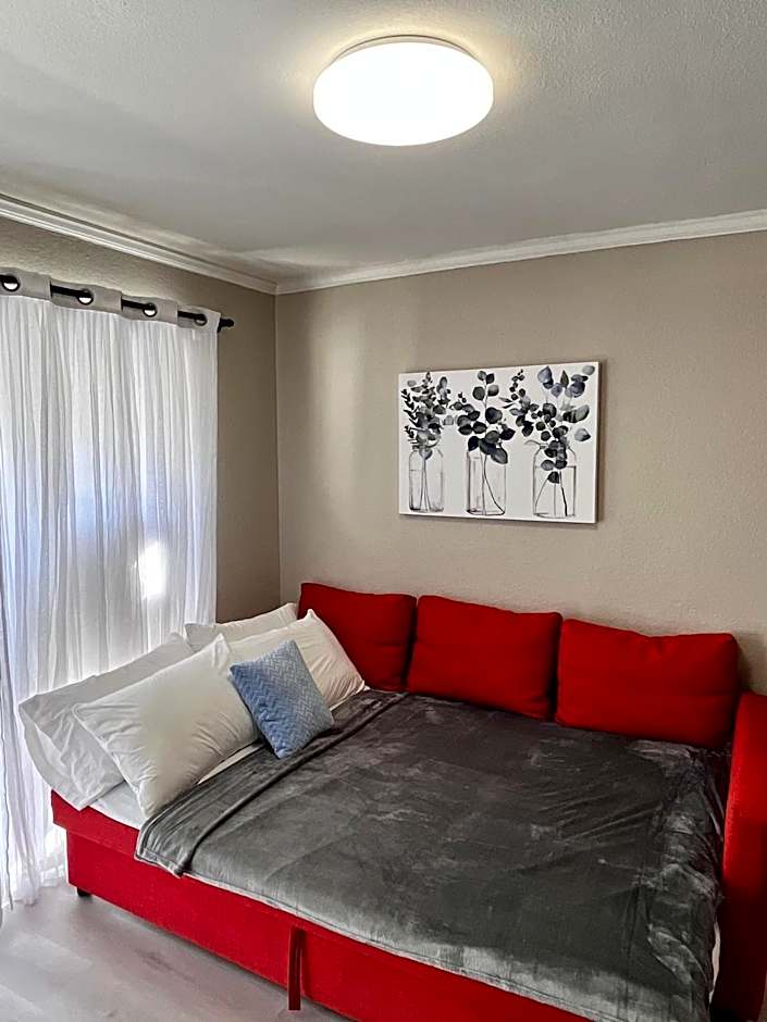 Cozy Galveston Beach Front Condo