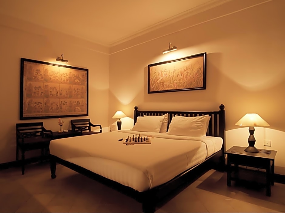 Puri Mesari Hotel