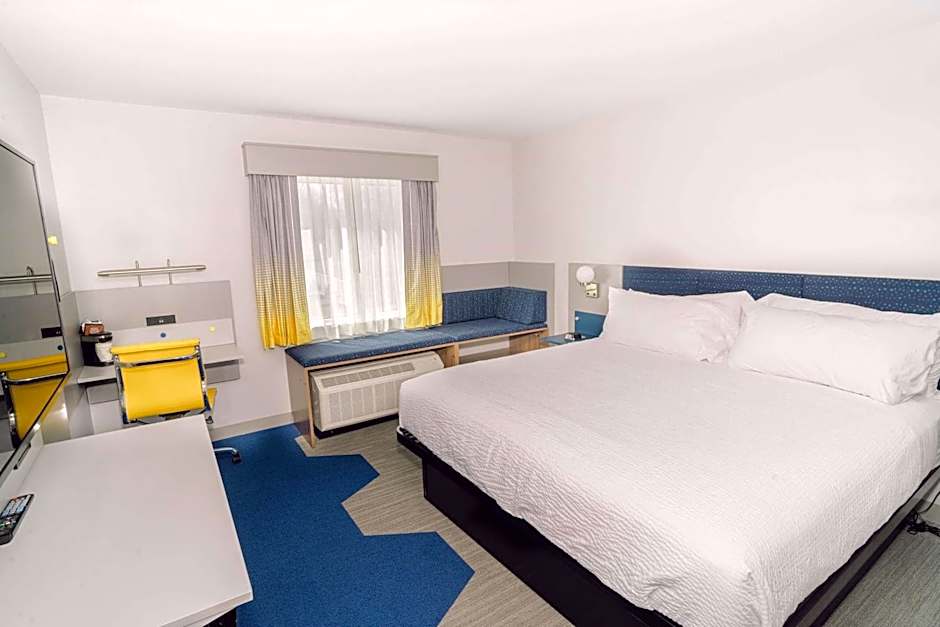 Microtel Inn & Suites by Wyndham Macedon