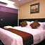 J Suites Hotel