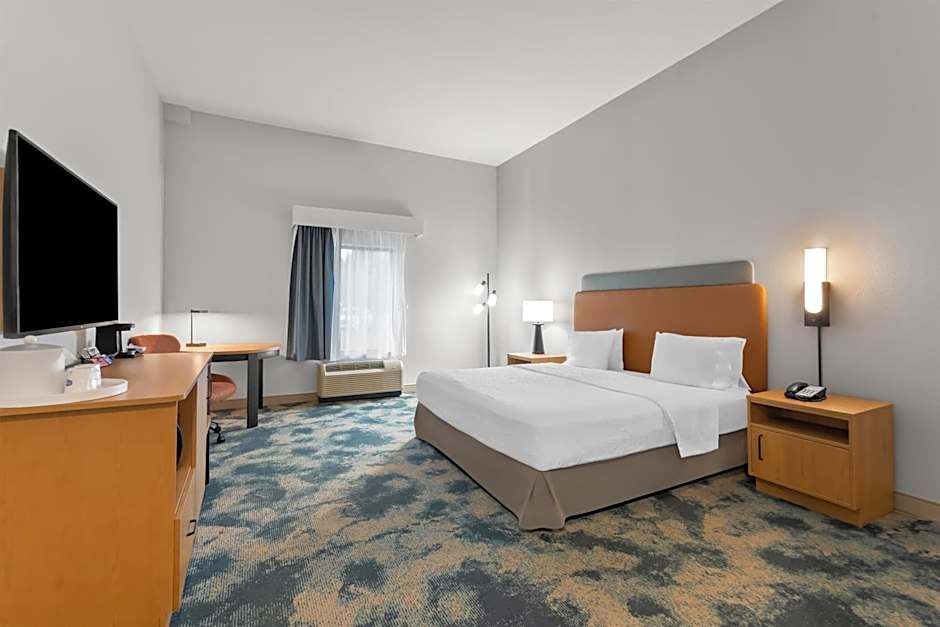 Hampton Inn By Hilton & Suites Pensacola/I-10 Pine Forest Road